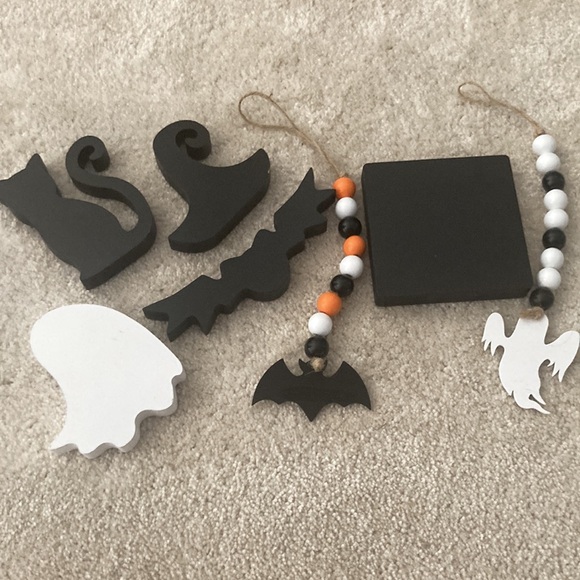 Rustic Wooden Halloween Decoration Bundle Great Condition - Picture 5 of 8